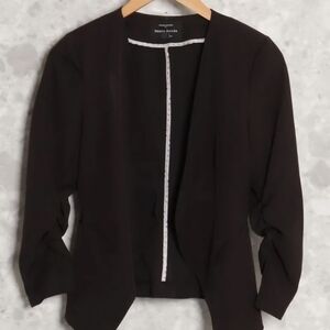 Haute Monde Elegant Black Blazer